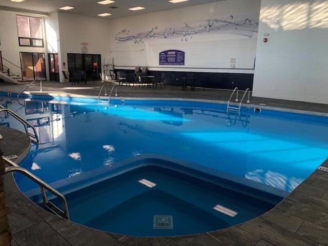 Boarders Inn & Suites By Cobblestone Hotels - Grand Island Exteriör bild