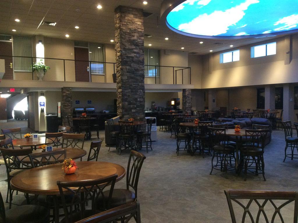 Boarders Inn & Suites By Cobblestone Hotels - Grand Island Exteriör bild