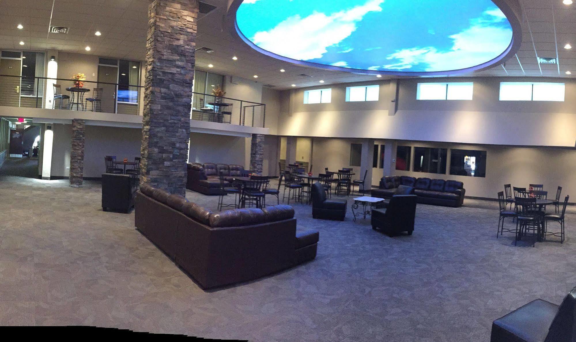 Boarders Inn & Suites By Cobblestone Hotels - Grand Island Exteriör bild